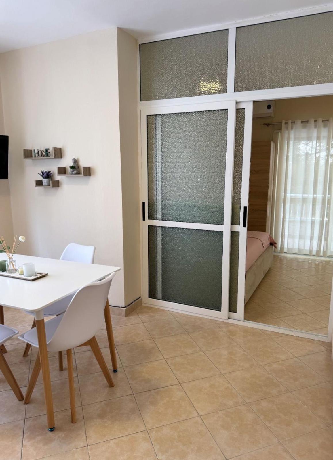Sea & Gardenview Apartments Durrës Eksteriør bilde